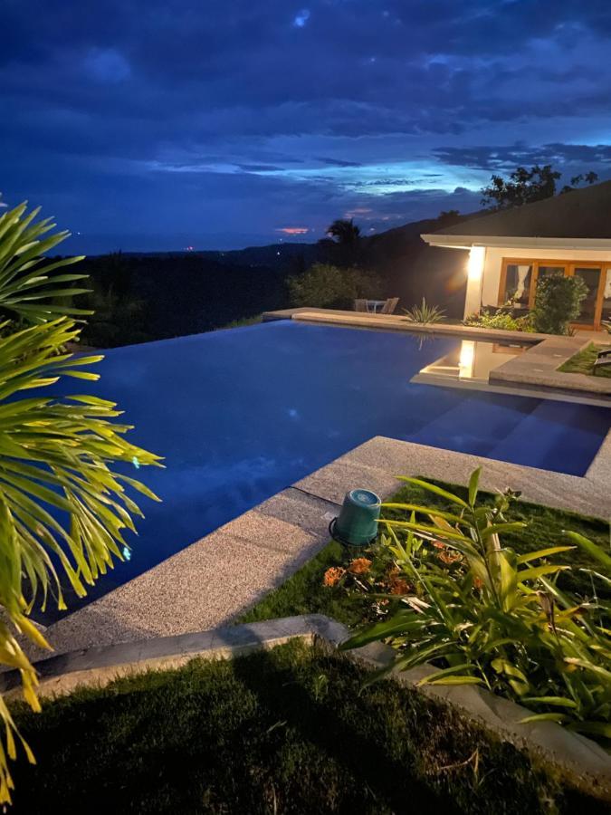 Villa Mountainview Guesthouse Dimiao Bagian luar foto
