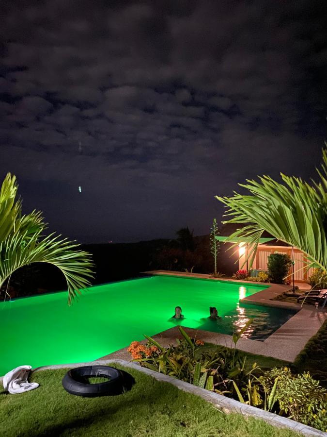 Villa Mountainview Guesthouse Dimiao Bagian luar foto